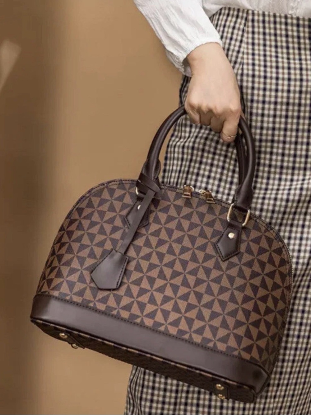 Geometric Pattern Brown Handbag - Picture 3 of 7